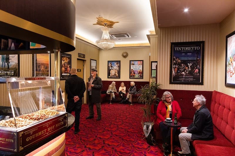 Deluxe Cinemas at The Tannery