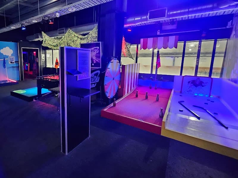 Putters Paradice Mini Golf