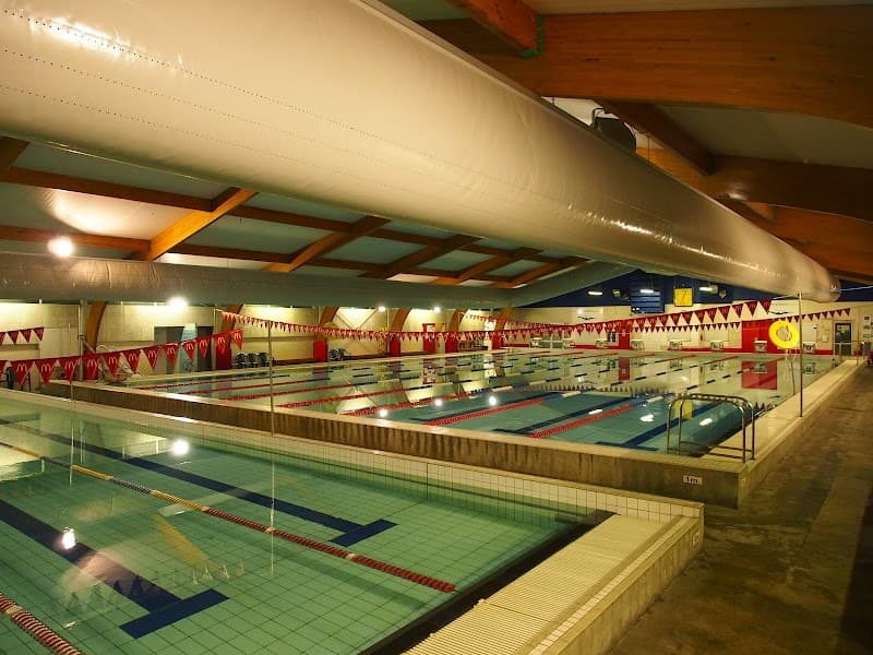 Wharenui Swimming Pool & Sports Centre